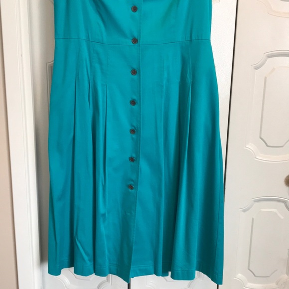 Button up Dress - Picture 3 of 5
